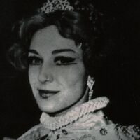 Als Elisabetta in Don Carlo van Verdi